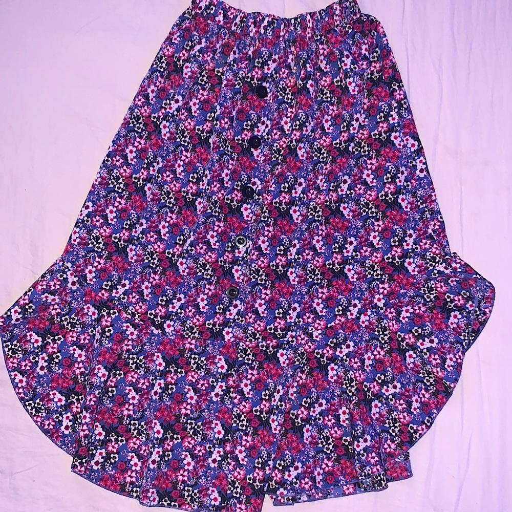 Cute Brightly Colored Floral Women’s Skirt Size Medium